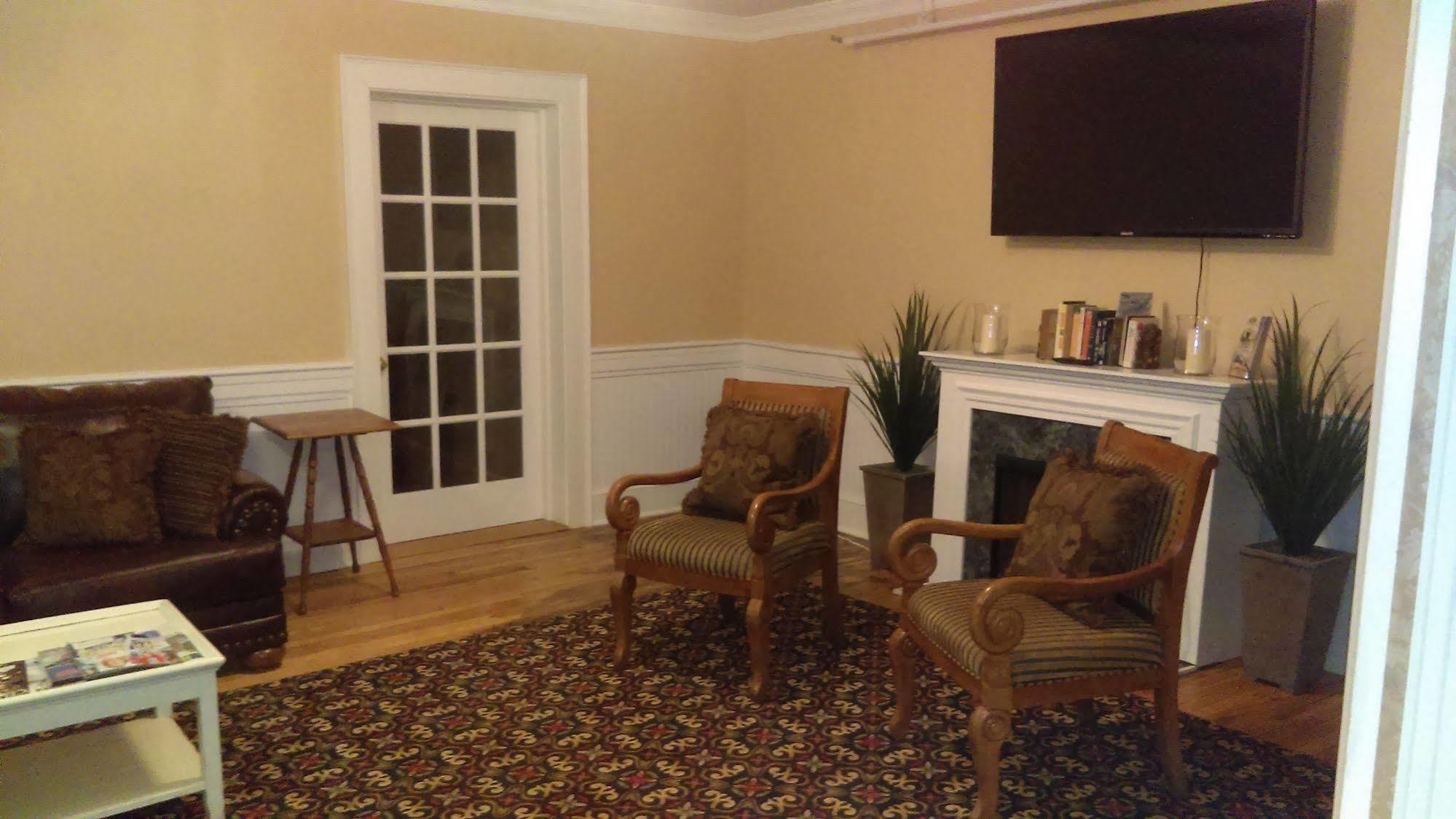 Thayers Inn Литлтон Экстерьер фото